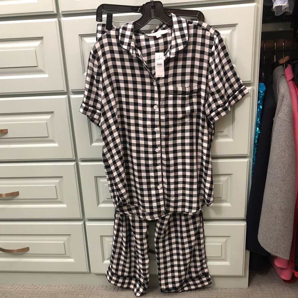 Loft black and white short sleeve pajamas NWT